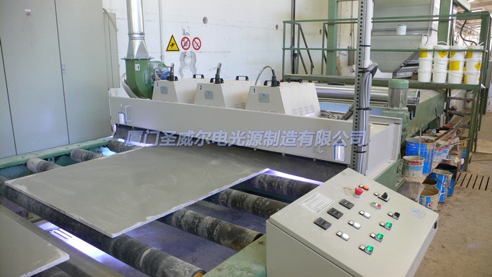 UV涂裝生產(chǎn)線9